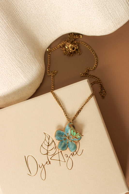 Posada necklace