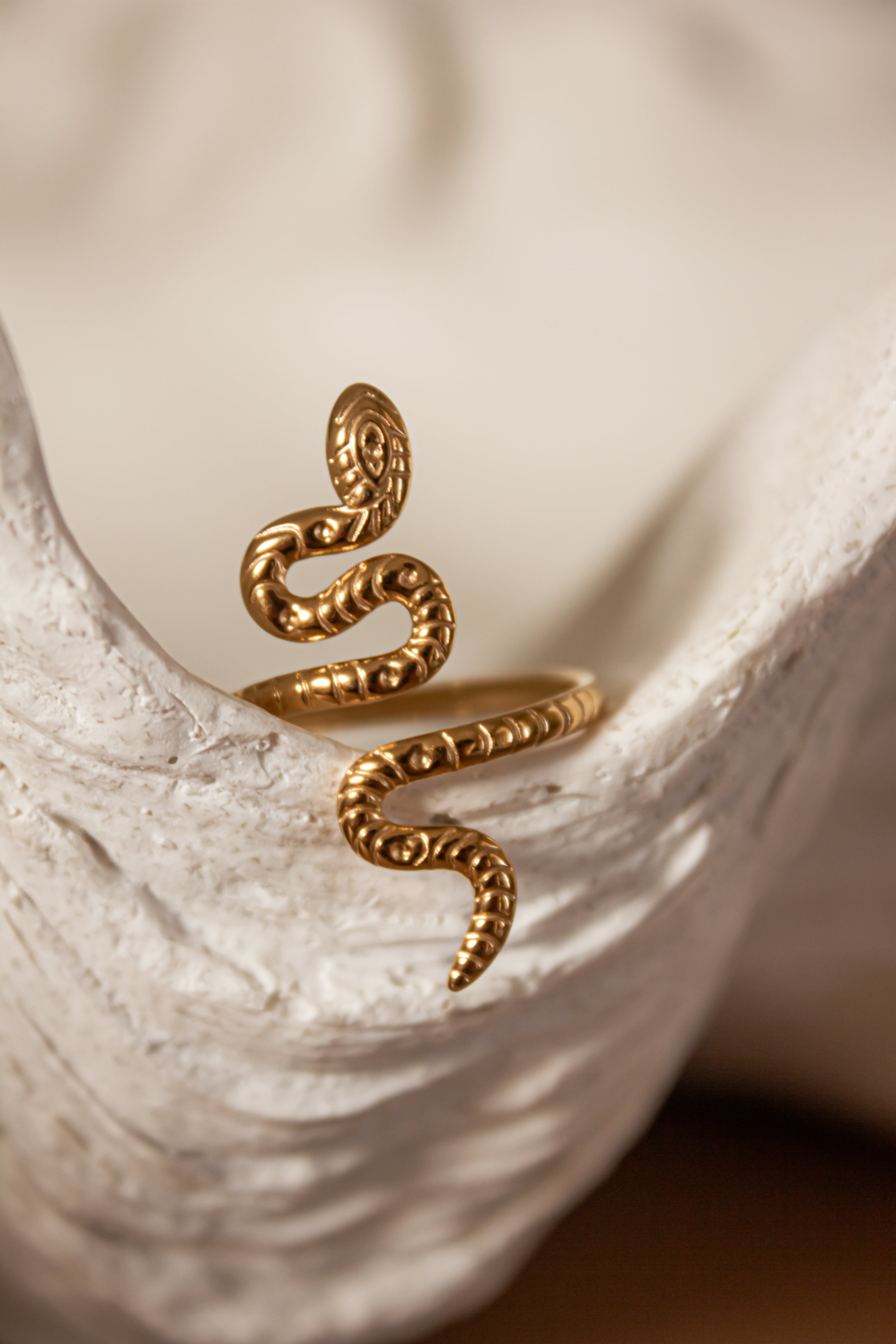 Rayada ring