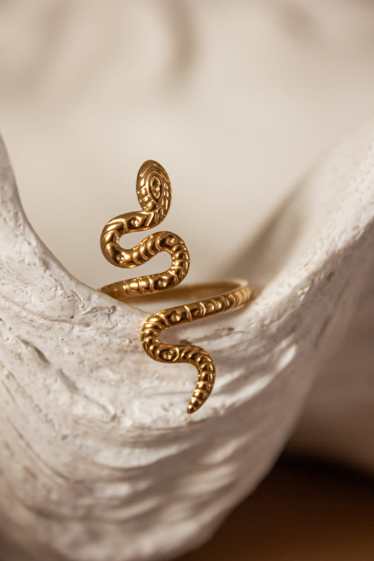 Rayada ring
