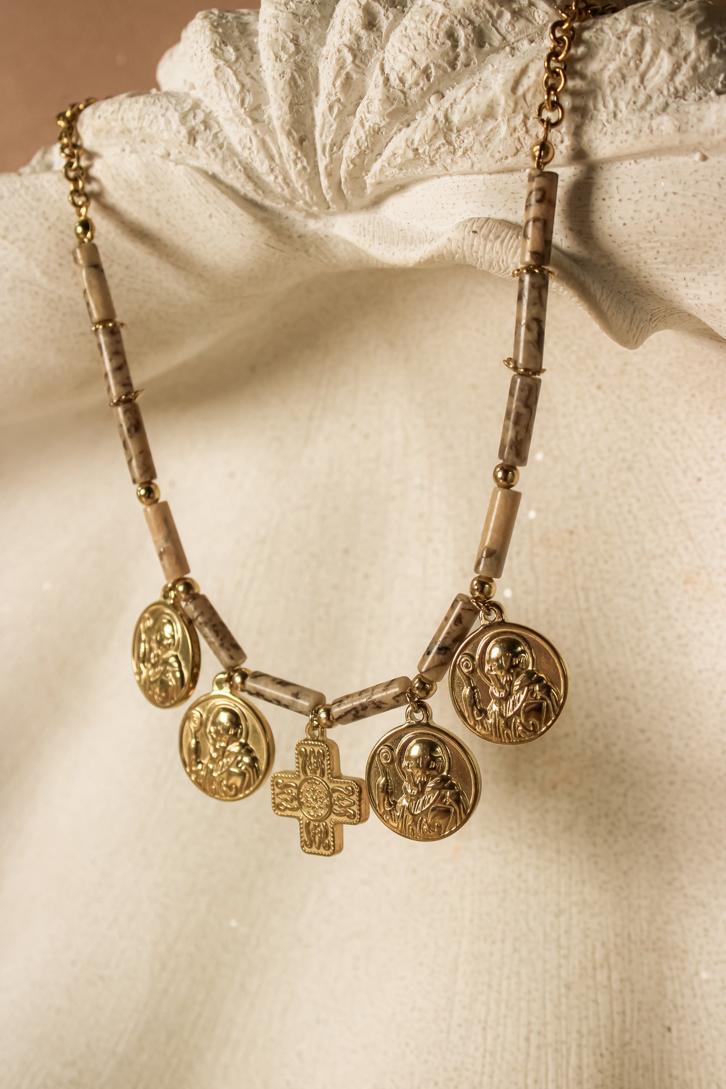 Santus Necklace