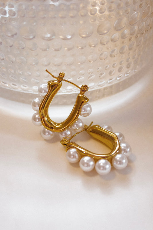 U Pearls earrings