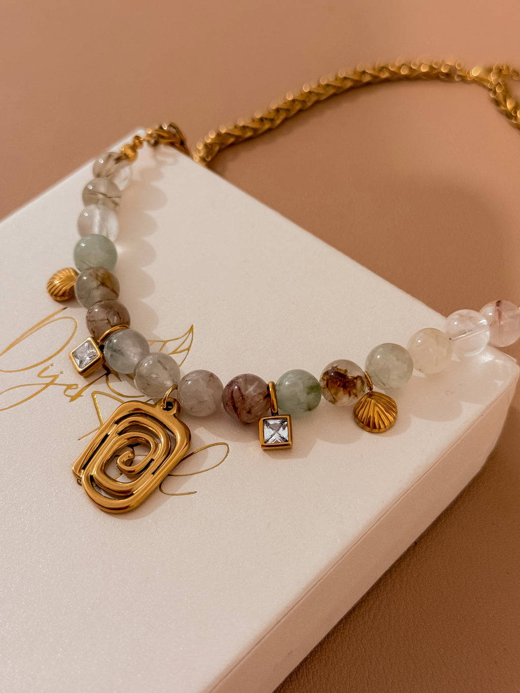 Oleaje necklace