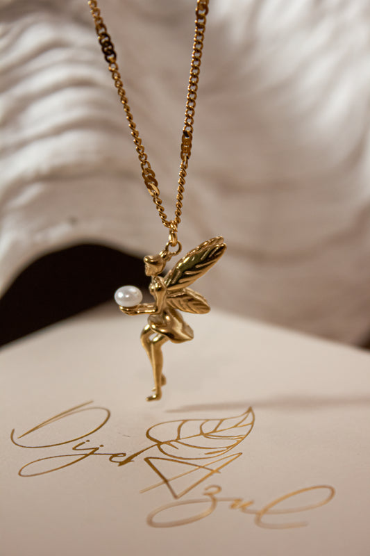 Pixie necklace