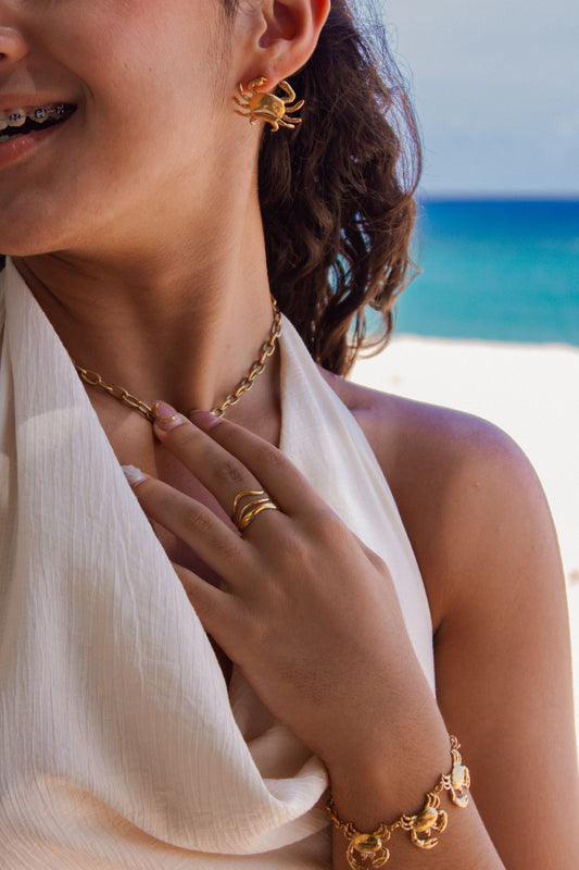 Cangrejo earrings