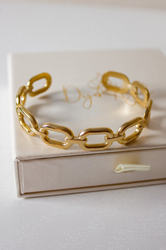 Esla bangle