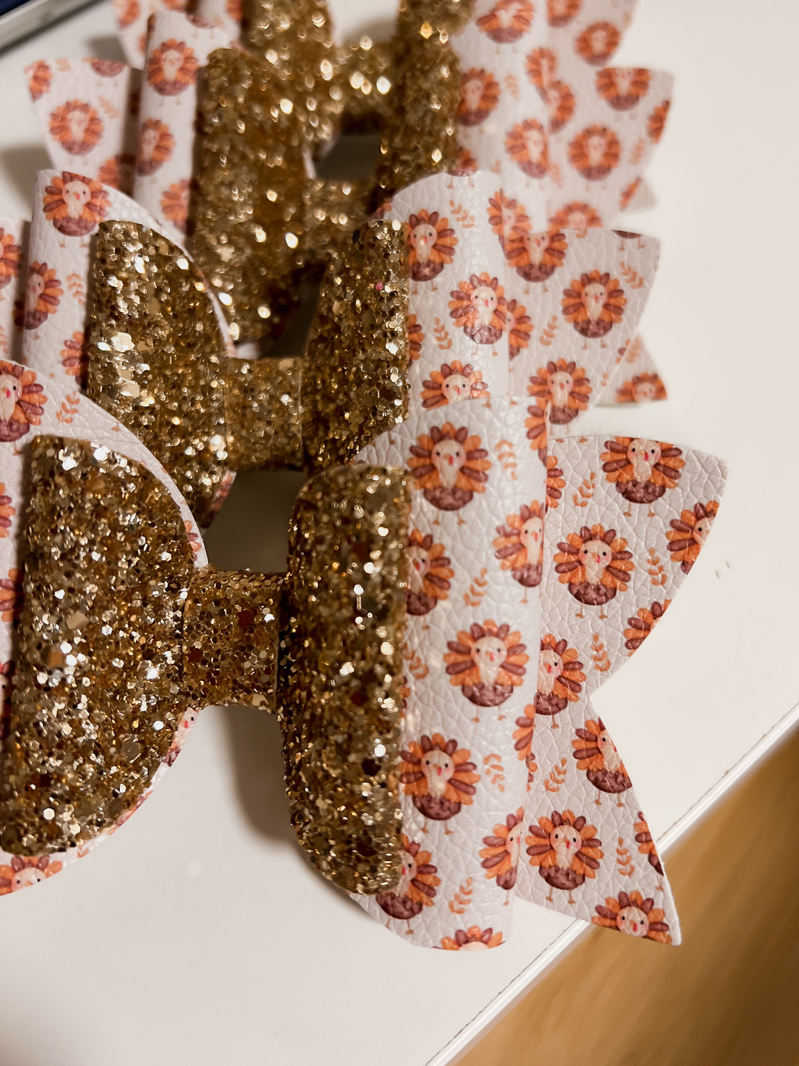 Turkey Day Bow
