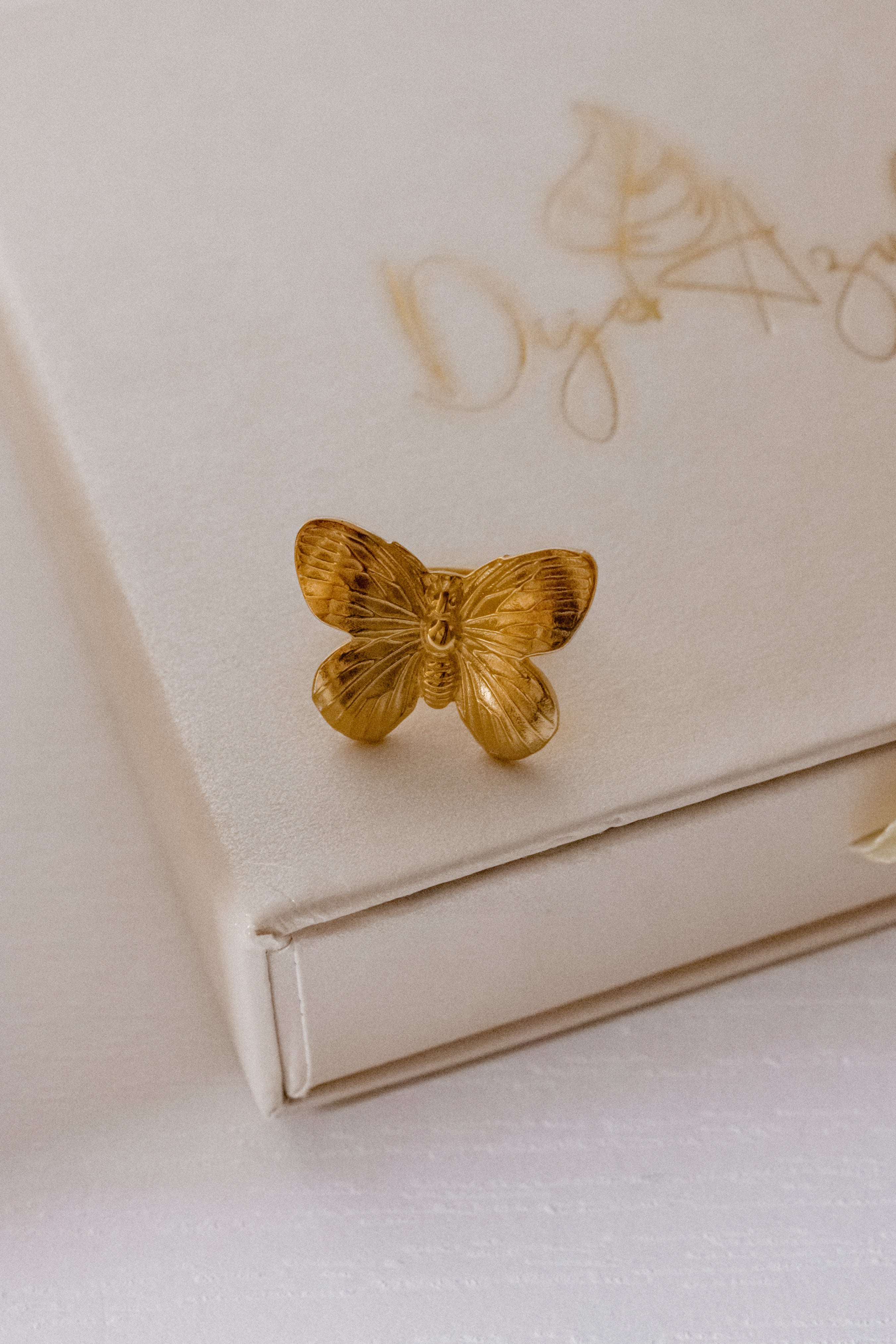Butterfly ear cuff