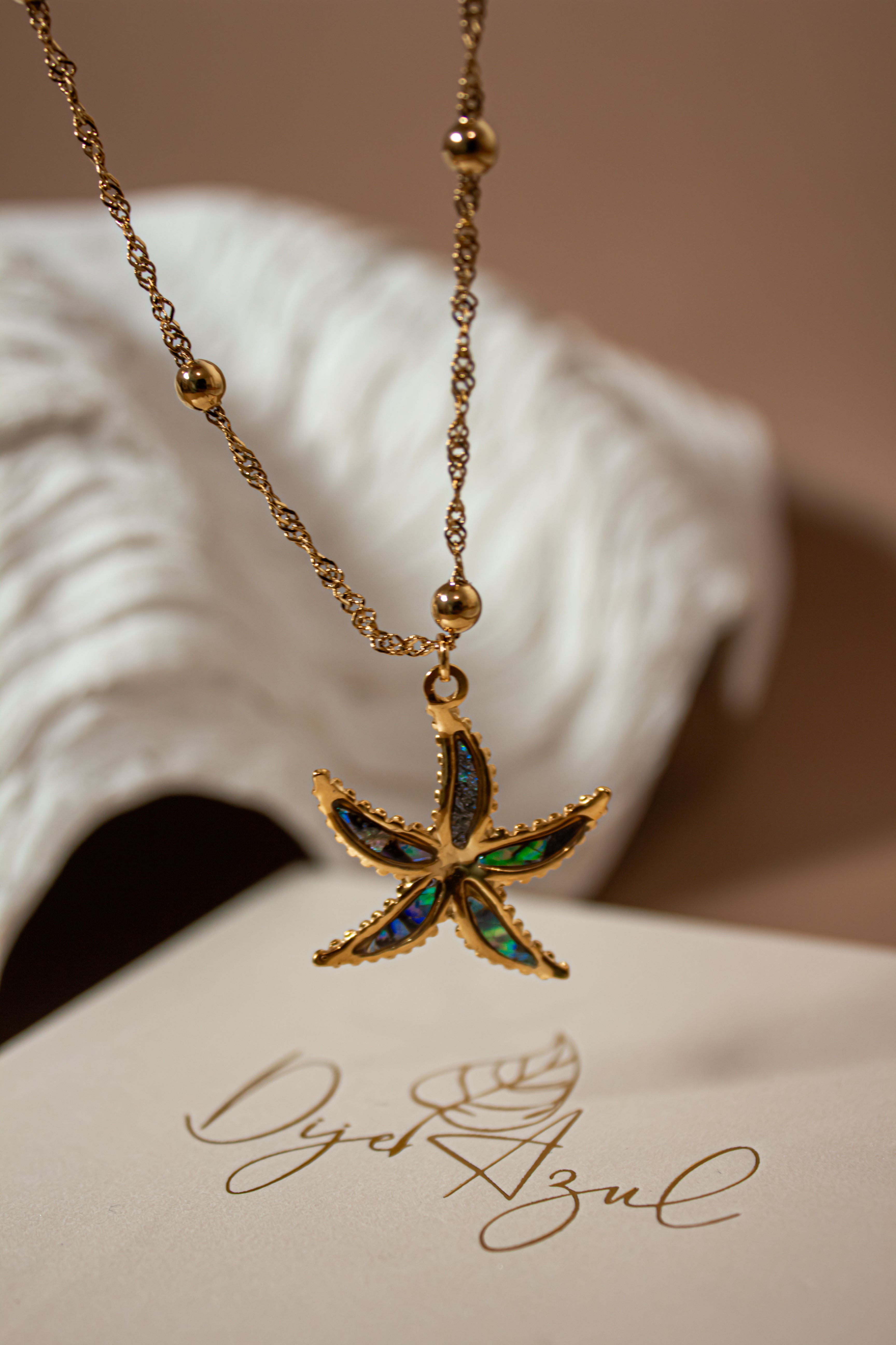 Icacos necklace
