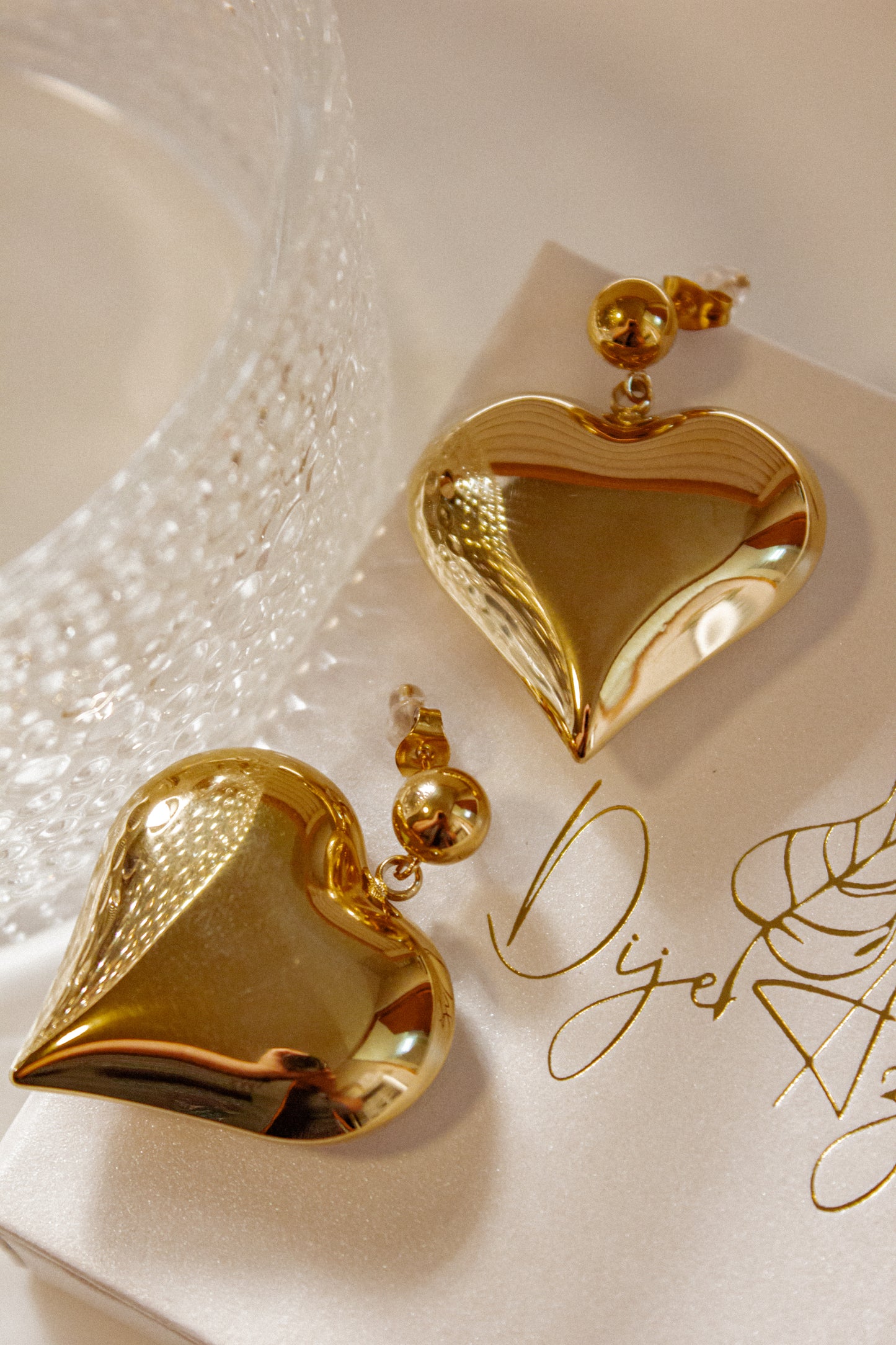 Statement Heart earrings