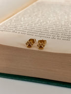 Huellitas studs earrings