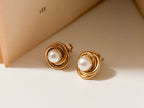 Pearls Studs earrings
