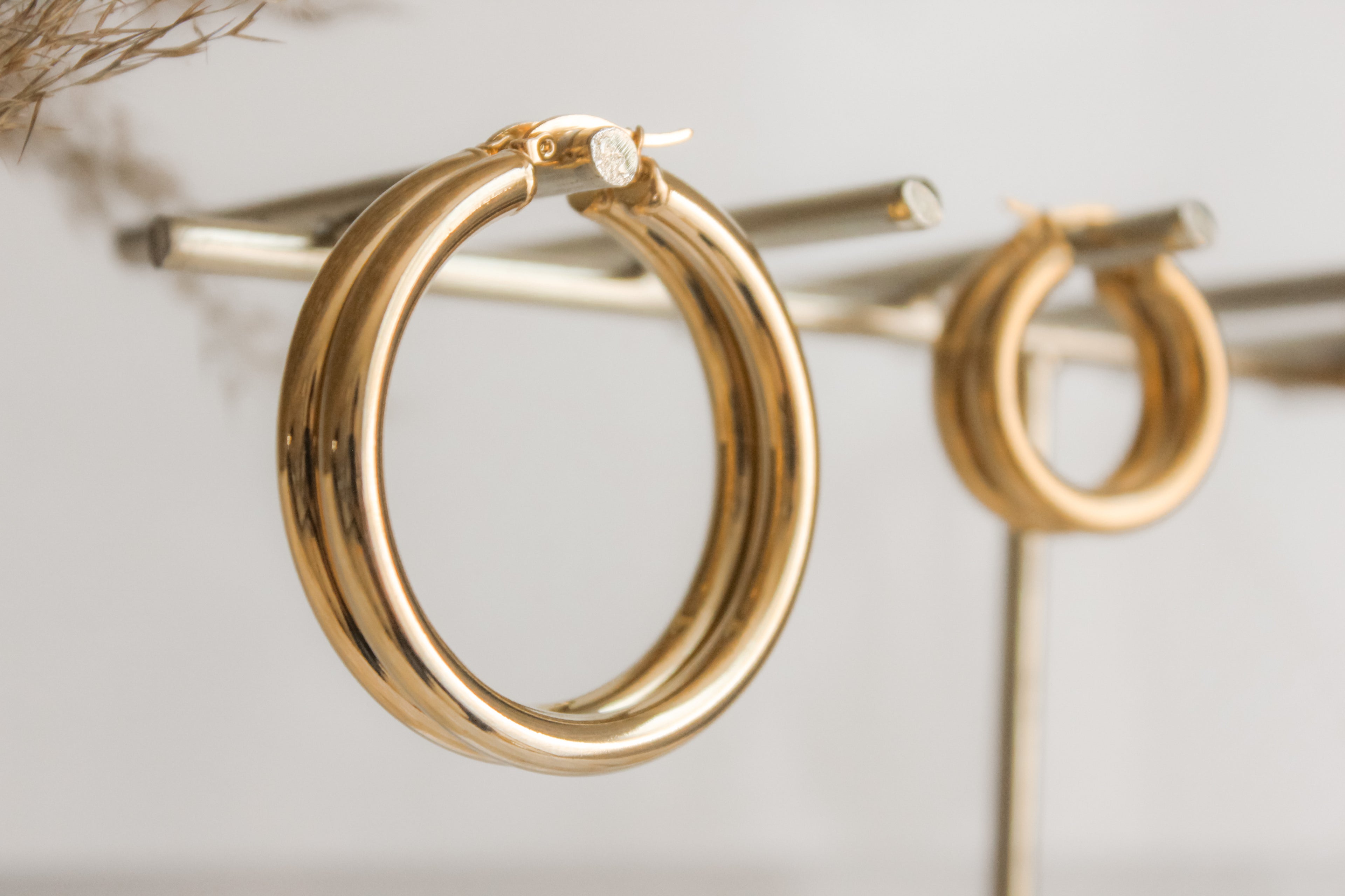 Chunky hoops earrings